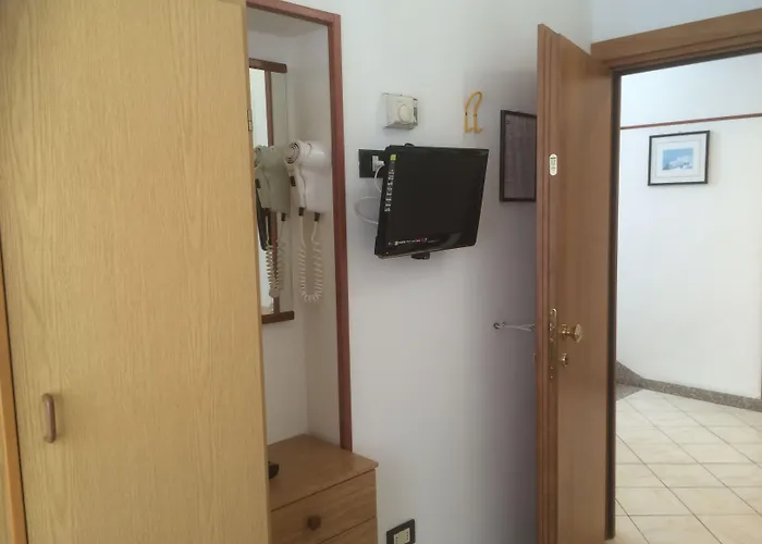 Отель Tre Grazie 3*