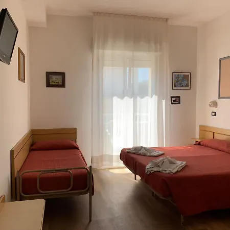 Tre Grazie Римини