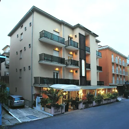 Hotell Tre Grazie 3*